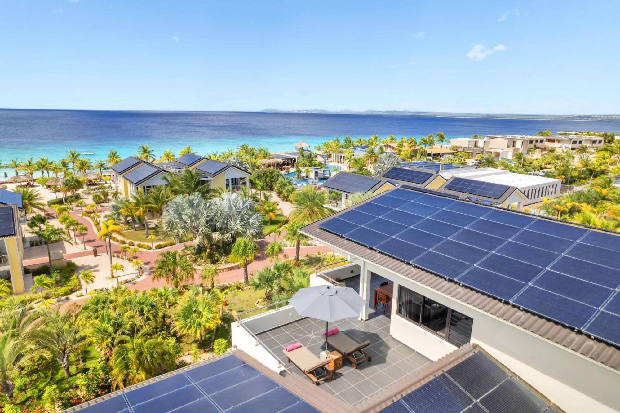 Delfins Beach Resort Bonaire, Tapestry Collection By Hilton Кралендейк Экстерьер фото